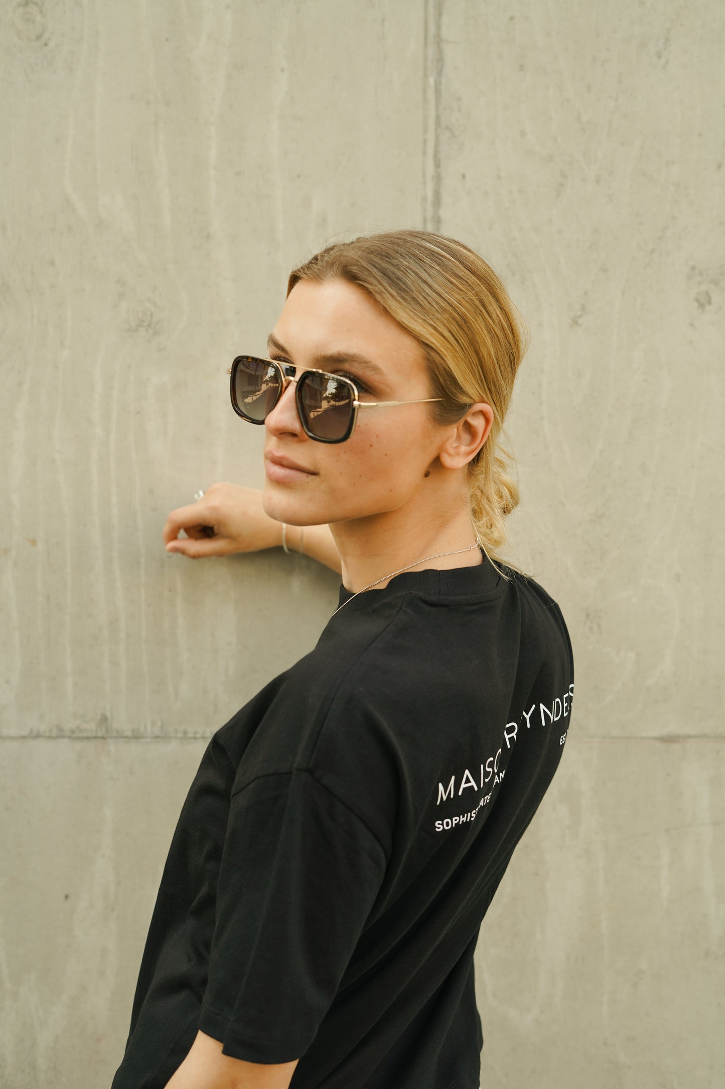 MAISON REYNDERS TSHIRT | BLACK